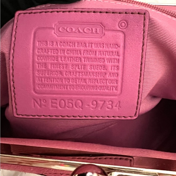 RARE Coach Collector's Item Vintage RARE (Host Pick) - Picture 8 of 14